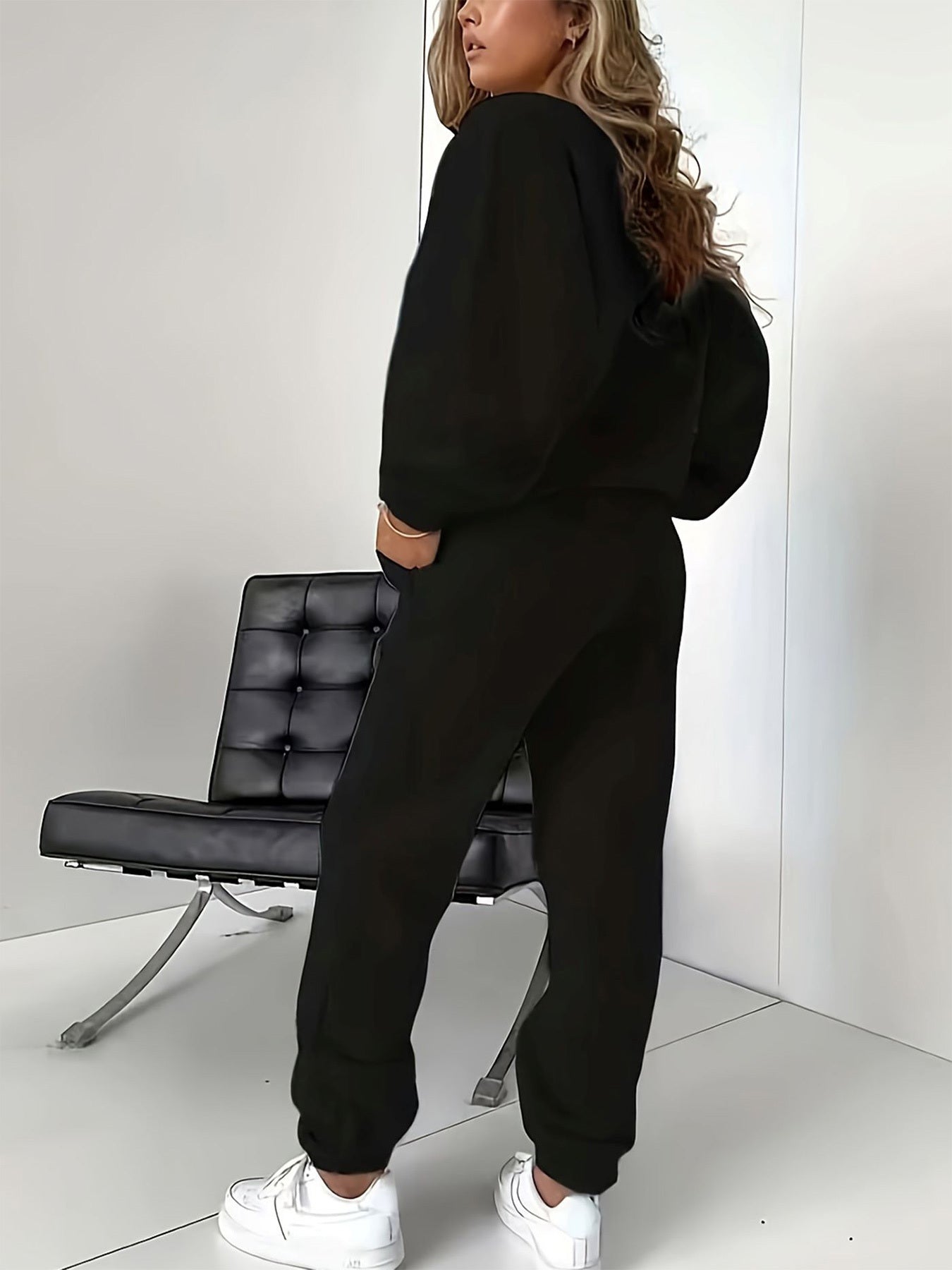 Ensemble décontracté deux pièces pour femmes avec imprimé "Tommy" - Sweat-shirt à manches longues et col rond, jogging, rose, confort toutes saisons, coupe standard, 16-50 ans, vêtements décontractés | Imprimé joyeux | Coupe confortable, ensemble de pulls