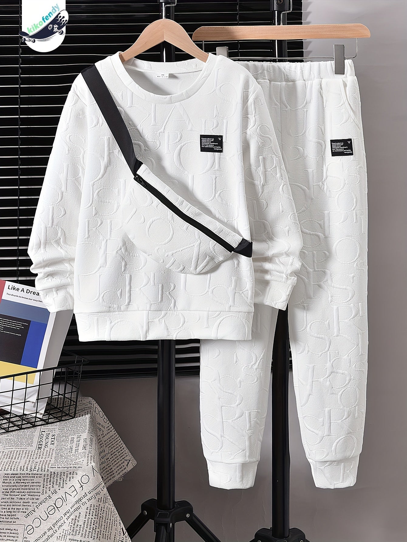 Ensemble 3 pièces pour garçon - Sweat à capuche à col ras avec lettres en relief + pantalon long + sac bandoulière, tenue décontractée et polyvalente pour automne et hiver - Blanc