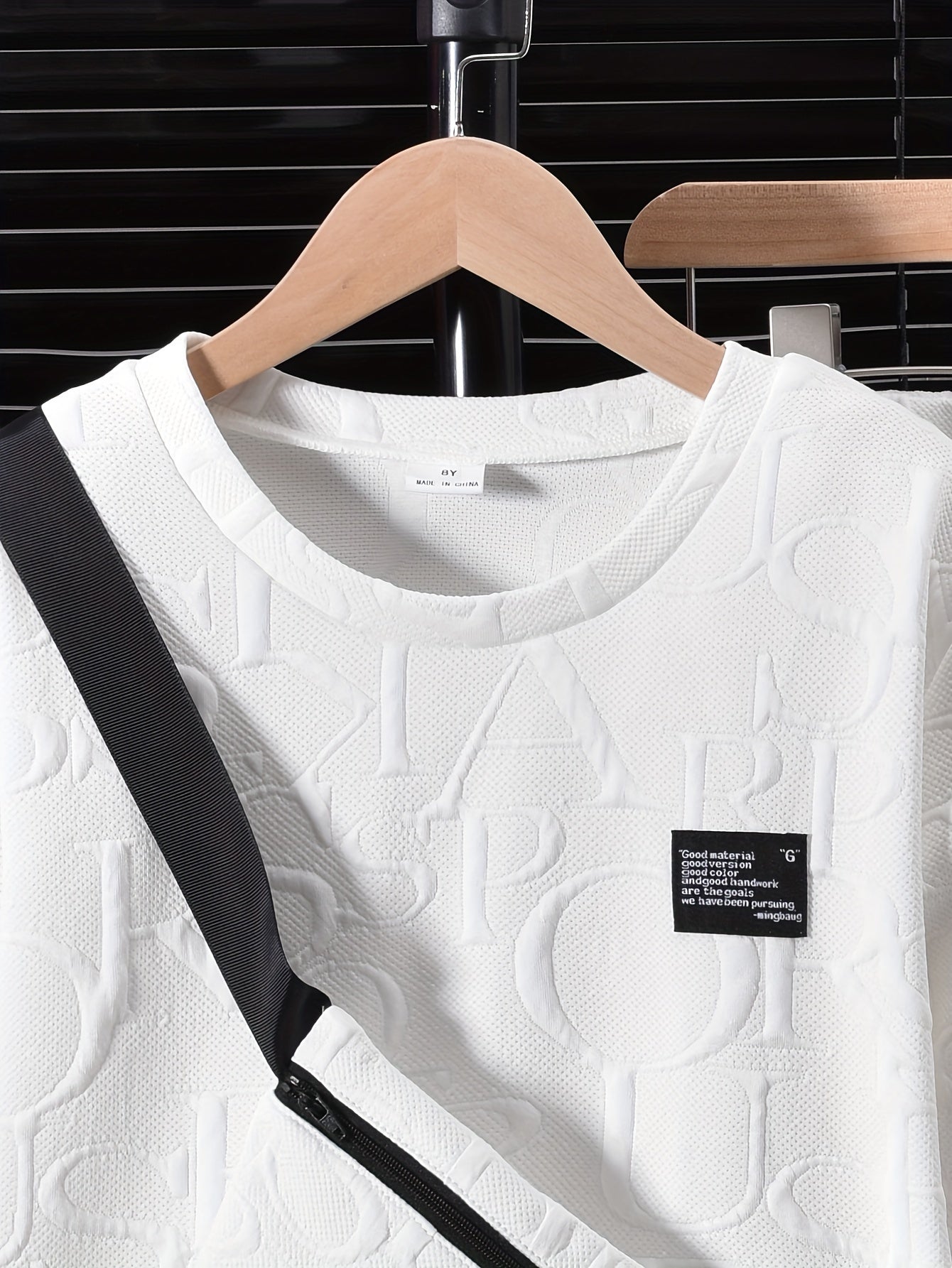 Ensemble 3 pièces pour garçon - Sweat à capuche à col ras avec lettres en relief + pantalon long + sac bandoulière, tenue décontractée et polyvalente pour automne et hiver - Blanc