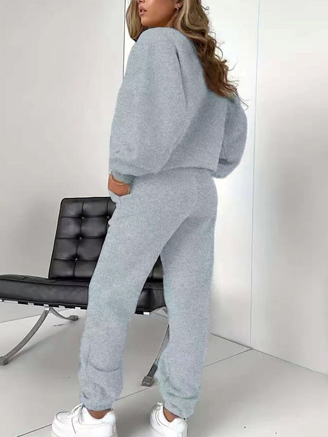 Ensemble décontracté deux pièces pour femmes avec imprimé "Tommy" - Sweat-shirt à manches longues et col rond, jogging, rose, confort toutes saisons, coupe standard, 16-50 ans, vêtements décontractés | Imprimé joyeux | Coupe confortable, ensemble de pulls