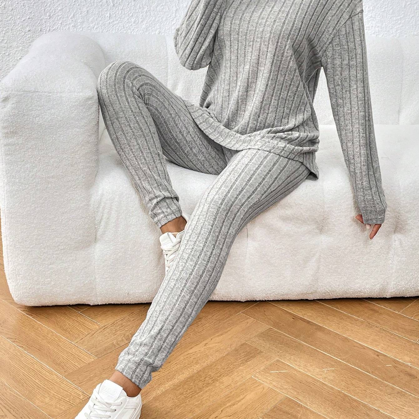Ensemble deux pièces côtelé français pour femmes : T-shirt + Leggings texturés, Tenue décontractée haut de gamme, Nouvelle collection automne/hiver, Vêtements décontractés, Style décontracté, |Texture côtelée| Leggings texturés, Ensemble deux pièces franç