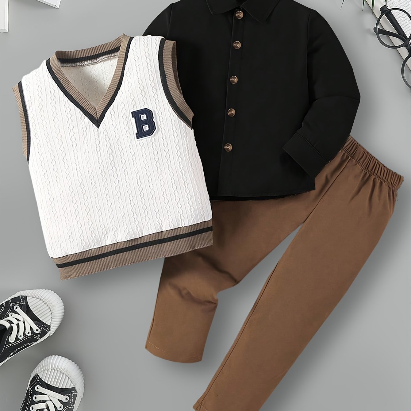 Ensemble trois pièces pour garçons : Haut col en V + Blouson manches longues uni + Pantalon slim fit décontracté, idéal pour l'extérieur