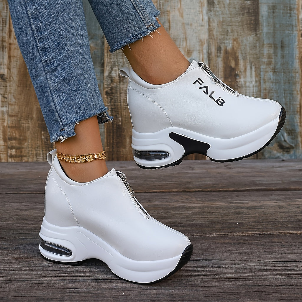 Mocassins à enfiler pour femmes avec augmentation de la hauteur intérieure - Fermeture à enfiler, semelle intérieure rembourée et semelle en caoutchouc antidérapante - Chaussures de tous les jours et formelles toutes saisons - Couverture synthétique noire
