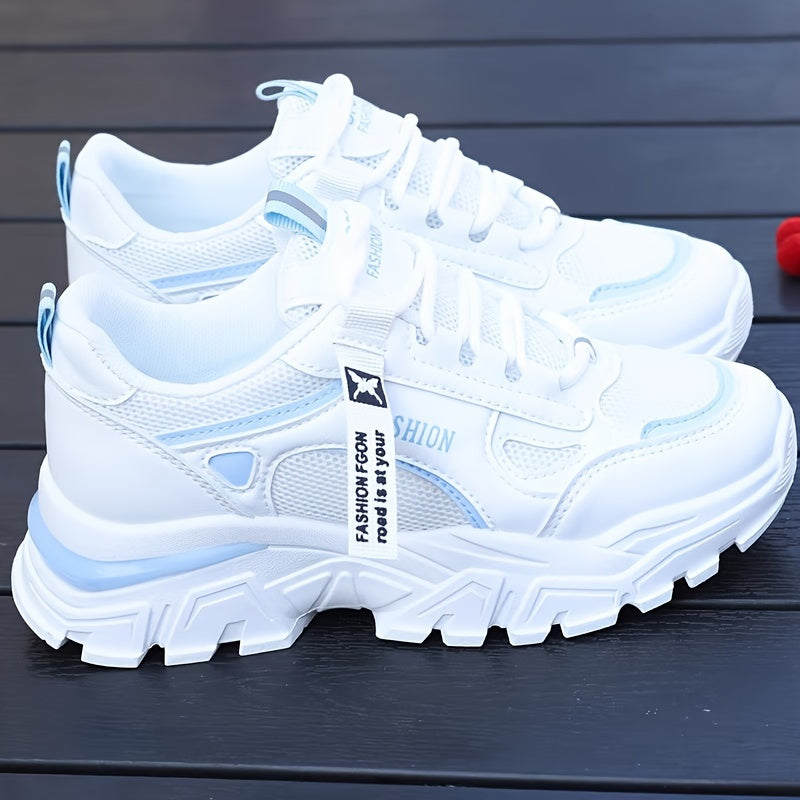 Baskets Femme Blanche - Style Bas Lacets avec Dessus en Mesh, Semelle Intérieure en Tissu Respirant et Semelle Extérieure en PVC Durable pour Tenue Décontractée et Sportive, Chaussures Décontractées | Baskets Tendances | Baskets avec Dessus en Mesh