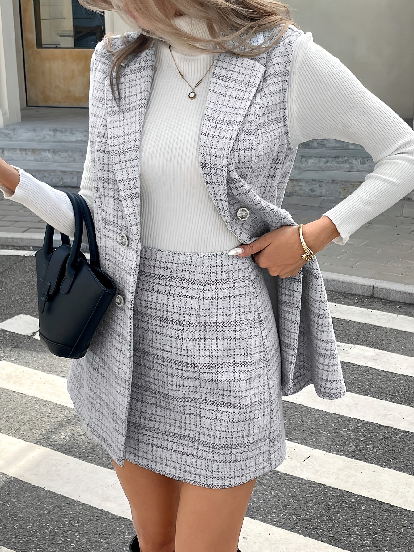 Ensemble Femme Automne-Hiver Nouvelle Mode Élégant Gilet à Col en Plaid Double Boutonnage et Jupe A-Ligne, Tenue Quotidienne Simple Rétro pour Travail ou Vacances, Style Retro, En tenue de Bureau, Design Classique, Tissu Moyennement Extensible Lavable Mac