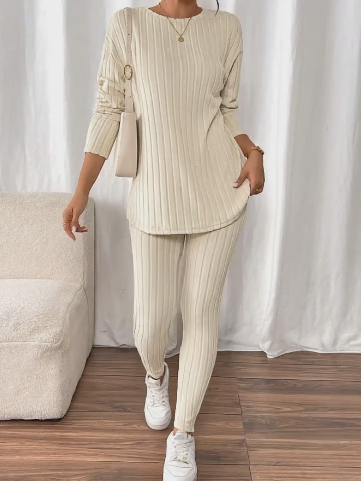 Ensemble deux pièces côtelé français pour femmes : T-shirt + Leggings texturés, Tenue décontractée haut de gamme, Nouvelle collection automne/hiver, Vêtements décontractés, Style décontracté, |Texture côtelée| Leggings texturés, Ensemble deux pièces franç